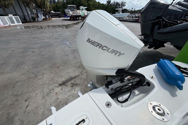 22ft Four Winns Yacht For Sale