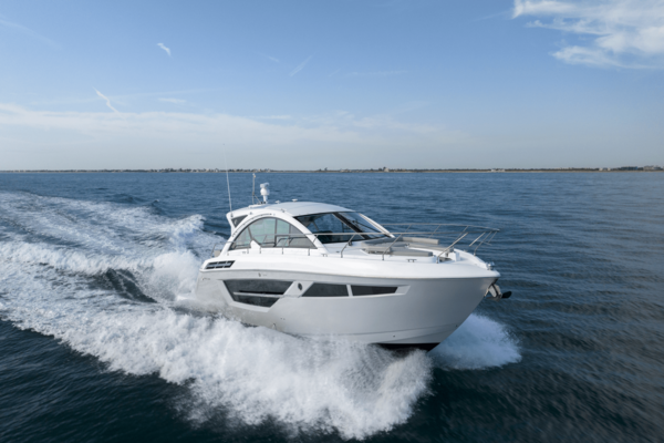50ft Cruisers Yachts Yacht For Sale