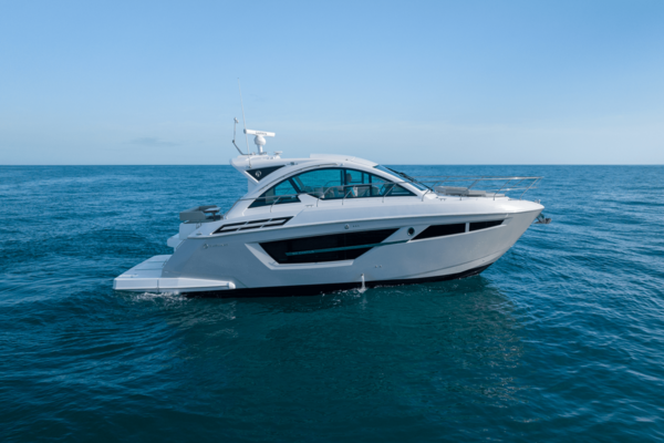50ft Cruisers Yachts Yacht For Sale
