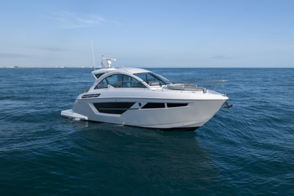 50ft Cruisers Yachts Yacht For Sale