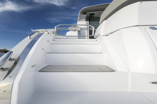 50ft Cruisers Yachts Yacht For Sale