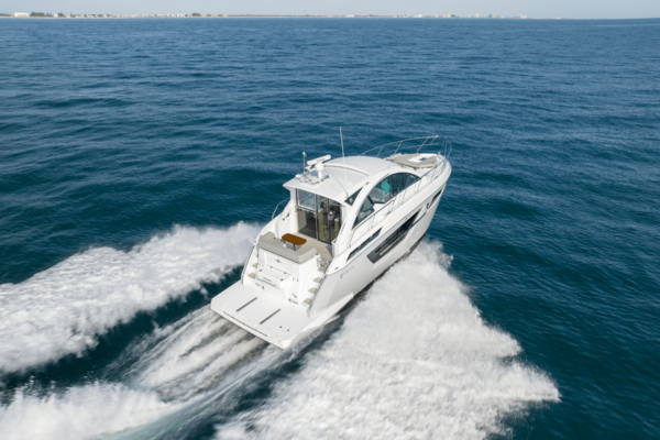 50ft Cruisers Yachts Yacht For Sale