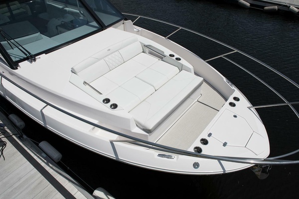 37ft Regal Yacht For Sale