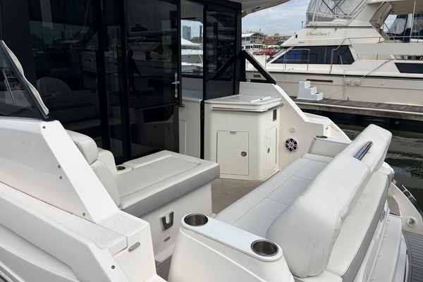 37ft Regal Yacht For Sale