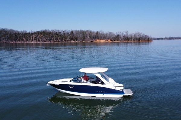 27ft Regal Yacht For Sale