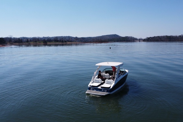 27ft Regal Yacht For Sale