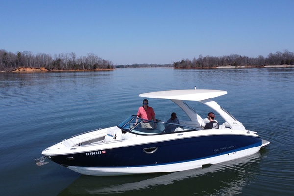 27ft Regal Yacht For Sale