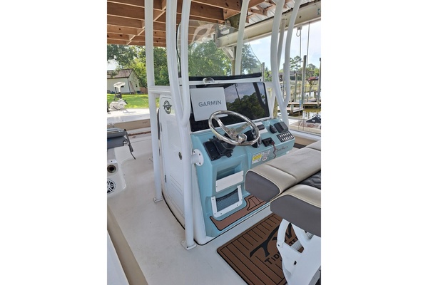 25ft Tidewater Yacht For Sale