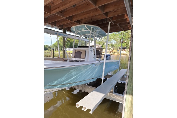 25ft Tidewater Yacht For Sale