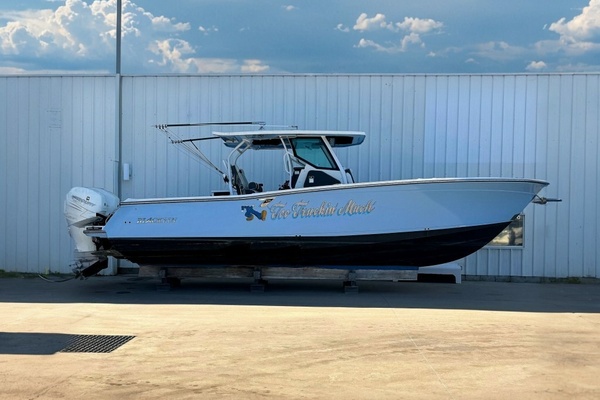 TOO TRUCKIN MUCH 33ft Blackfin Yacht For Sale