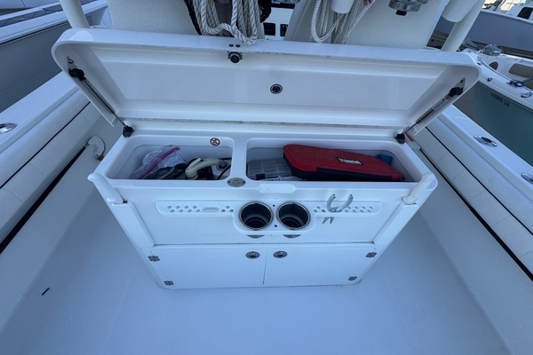 Agressive Move 33ft Regulator Yacht For Sale