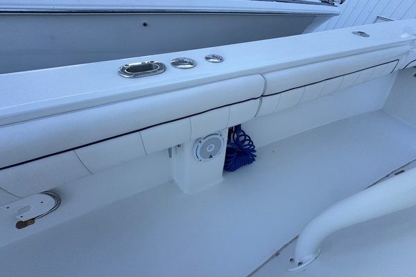 Agressive Move 33ft Regulator Yacht For Sale