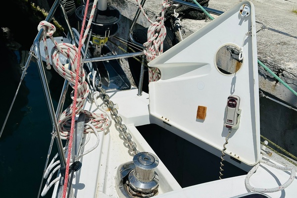 48ft Beneteau Yacht For Sale