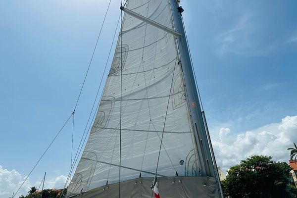 48ft Beneteau Yacht For Sale