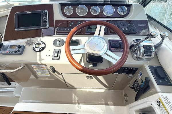 37ft Sea Ray Yacht For Sale
