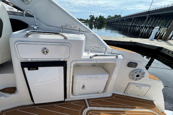 Cast Away 29ft Regal Yacht For Sale