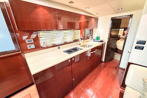 NARU 54ft Sea Ray Yacht For Sale