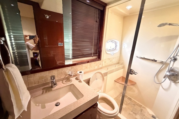 NARU 54ft Sea Ray Yacht For Sale