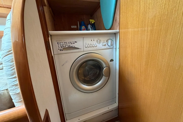 Post 50 Convertible Yacht For Sale