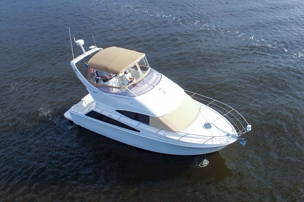 Dream Catcher 33ft Carver Yacht For Sale