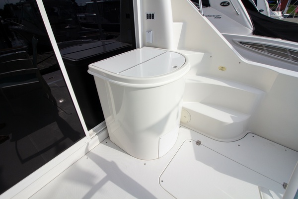Dream Catcher 33ft Carver Yacht For Sale