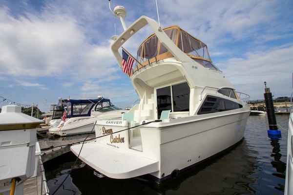 Dream Catcher 33ft Carver Yacht For Sale