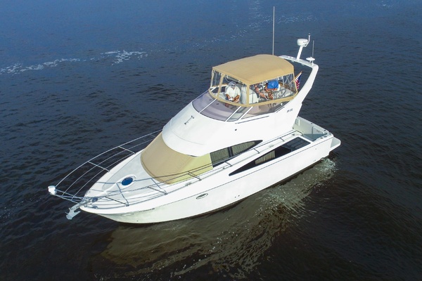 Dream Catcher 33ft Carver Yacht For Sale