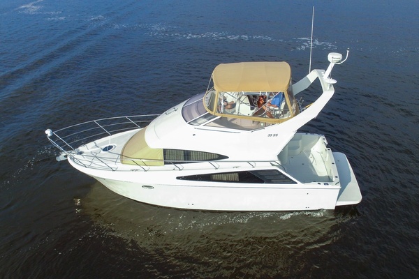 Dream Catcher 33ft Carver Yacht For Sale