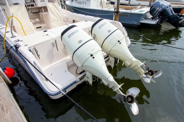 30ft Grady White Yacht For Sale