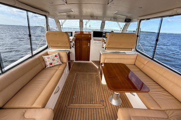 Casta Diva 50ft MJM Yacht For Sale