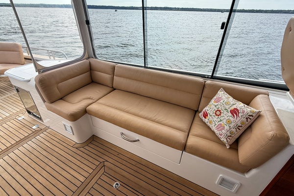 Casta Diva 50ft MJM Yacht For Sale