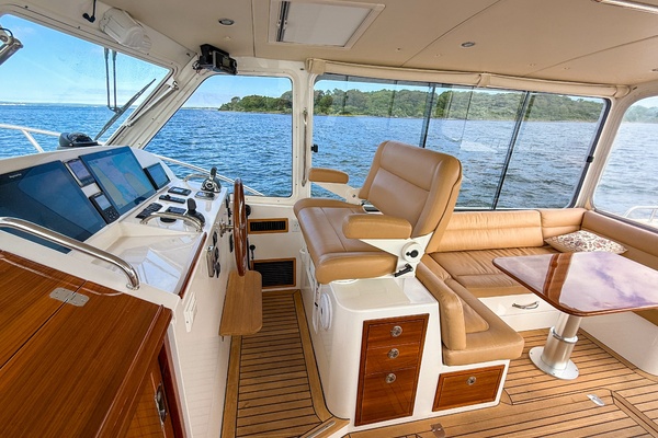 Casta Diva 50ft MJM Yacht For Sale