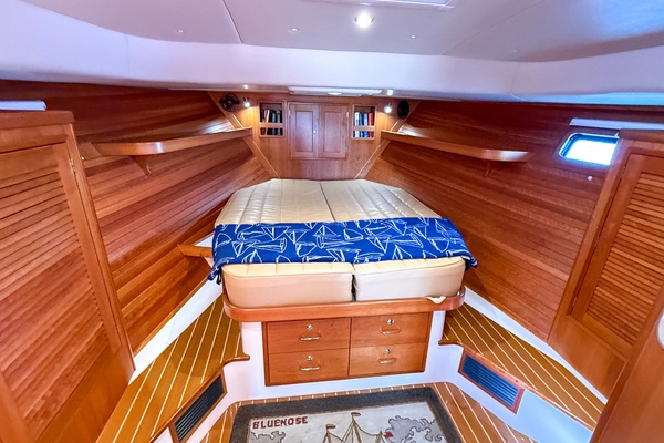 Casta Diva 50ft MJM Yacht For Sale