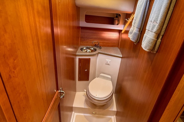 Casta Diva 50ft MJM Yacht For Sale
