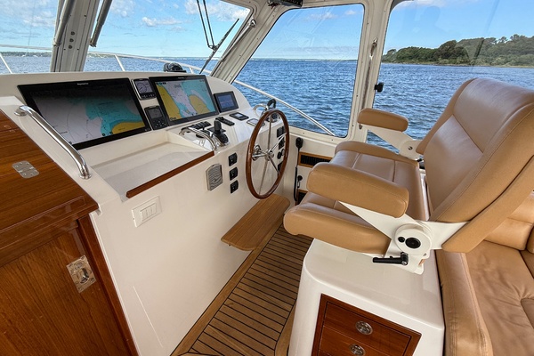 Casta Diva 50ft MJM Yacht For Sale
