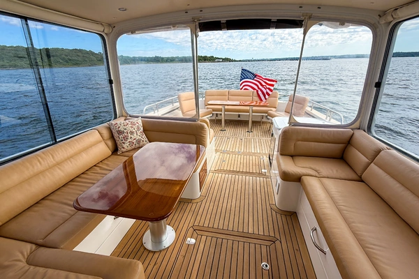MJM 50z Yacht For Sale