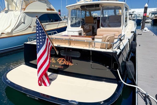 Casta Diva 50ft MJM Yacht For Sale