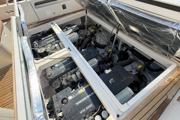 Casta Diva 50ft MJM Yacht For Sale
