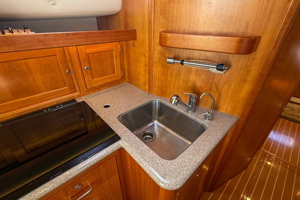 Casta Diva 50ft MJM Yacht For Sale
