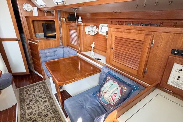 DRAGONFLY 36ft Catalina Yacht For Sale