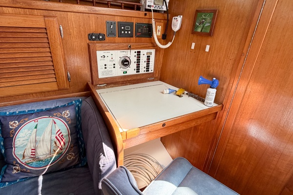 DRAGONFLY 36ft Catalina Yacht For Sale