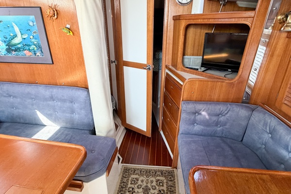 DRAGONFLY 36ft Catalina Yacht For Sale