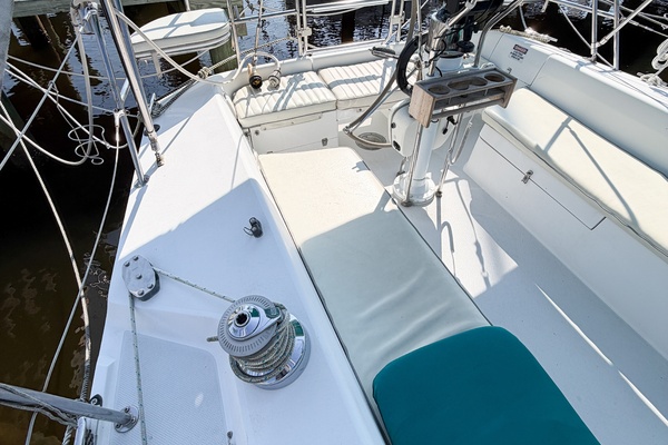DRAGONFLY 36ft Catalina Yacht For Sale