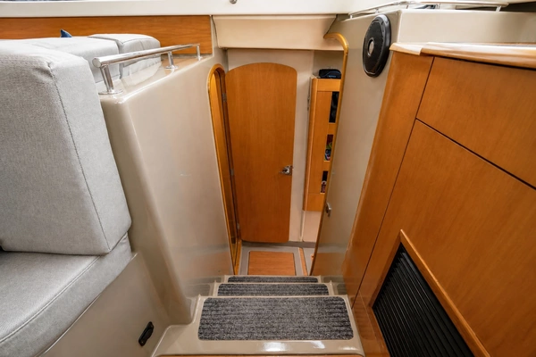 Fountaine Pajot Highland 35 Pilot Yacht For Sale