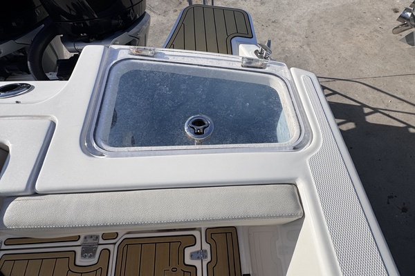 Divine Mer Sea 28ft Boston Whaler Yacht For Sale