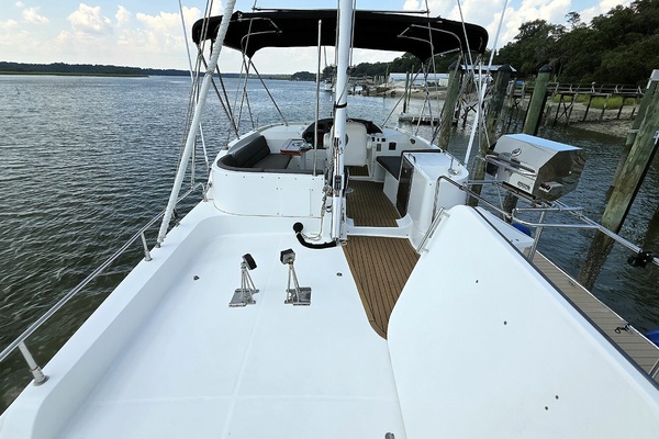Gracie May 42ft Beneteau Yacht For Sale