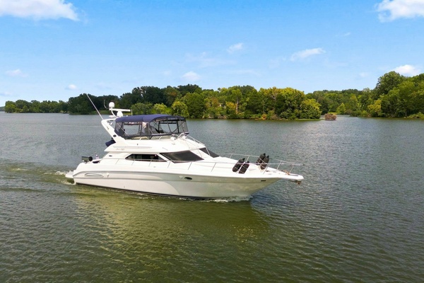 Wine Down 45ft Sea Ray Yacht For Sale