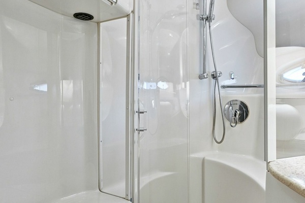 Wine Down 45ft Sea Ray Yacht For Sale