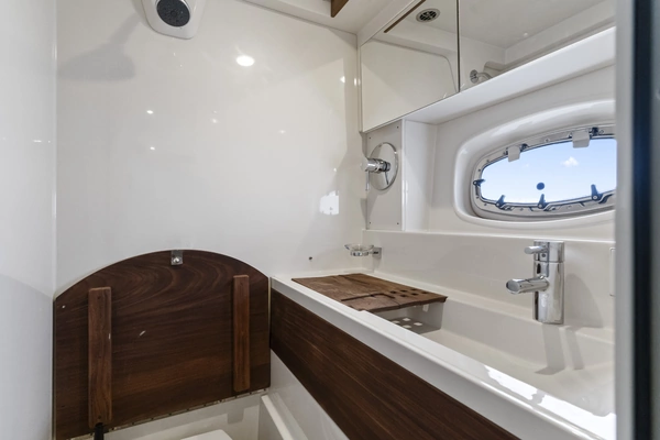 Sea Ray 410 Sundancer Yacht For Sale