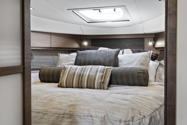 Sea Ray 410 Sundancer Yacht For Sale